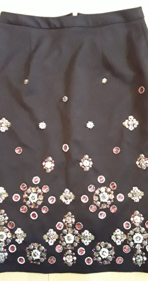 WHBM embellished pencil skirt NWOT 0 - Picture 3 of 6